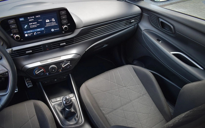 Hyundai Bayon cena 79900 przebieg: 8100, rok produkcji 2022 z Brzeszcze małe 407